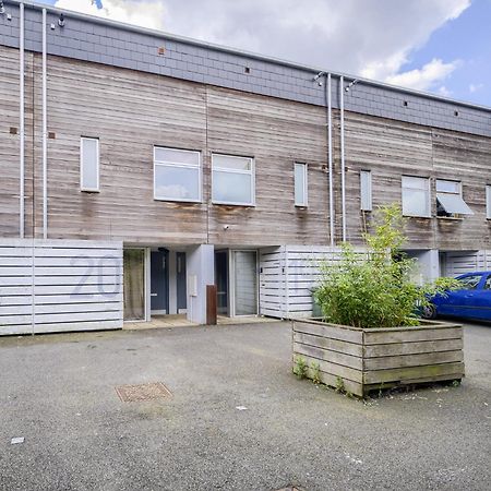 Coventry Large 4-Bed Townhouse By Empower Homes Exteriör bild