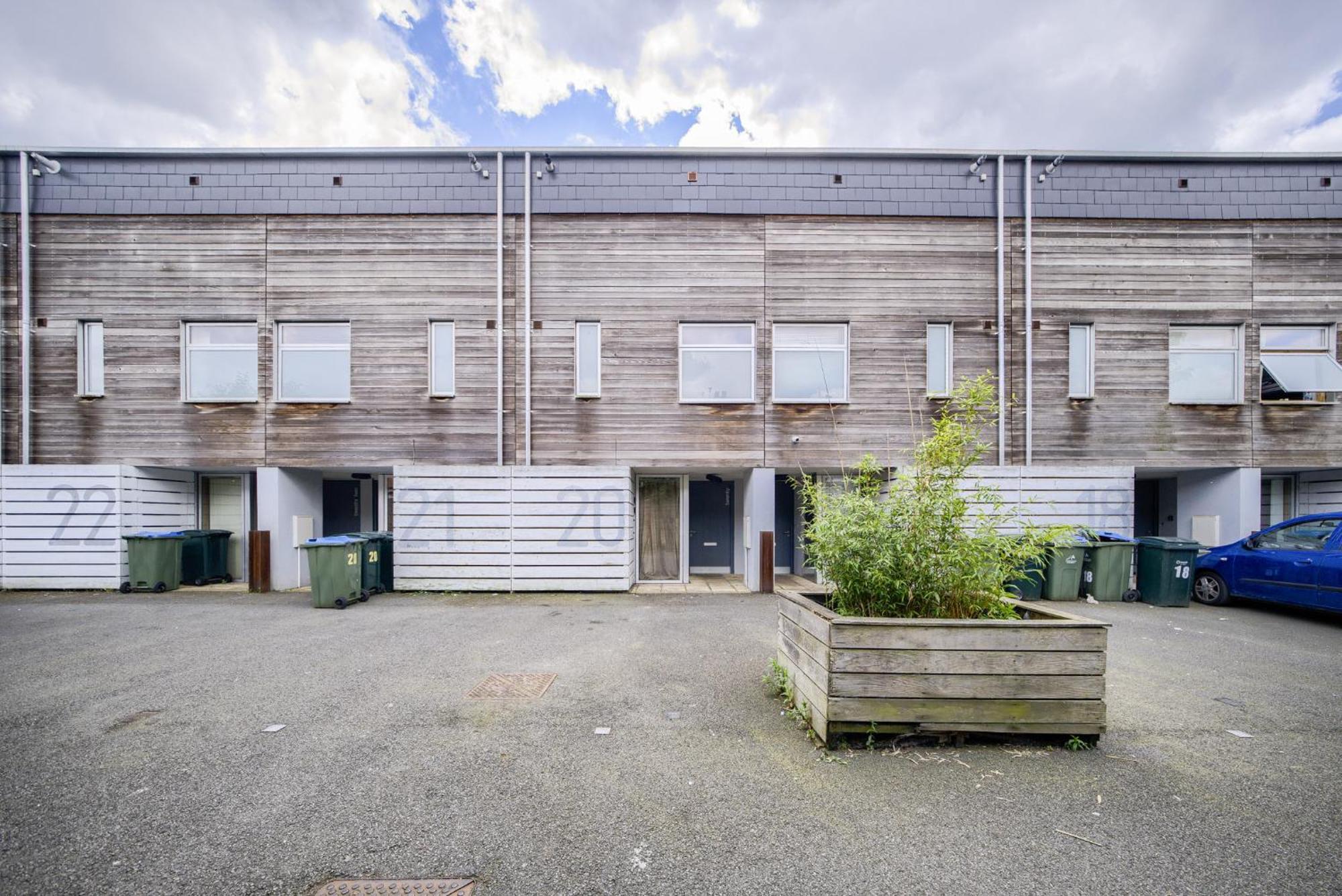 Coventry Large 4-Bed Townhouse By Empower Homes Exteriör bild